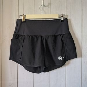 NWOT Maven Thread Elite Shorts